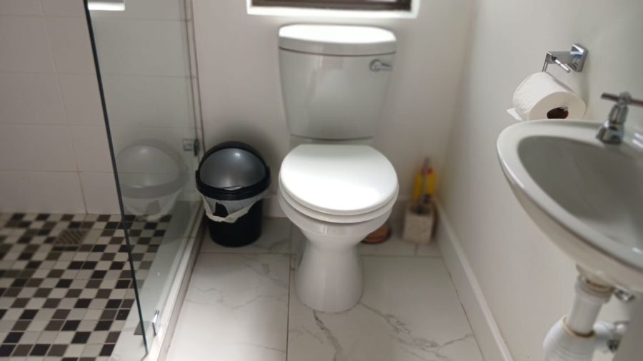 To Let 1 Bedroom Property for Rent in Goedehoop Western Cape